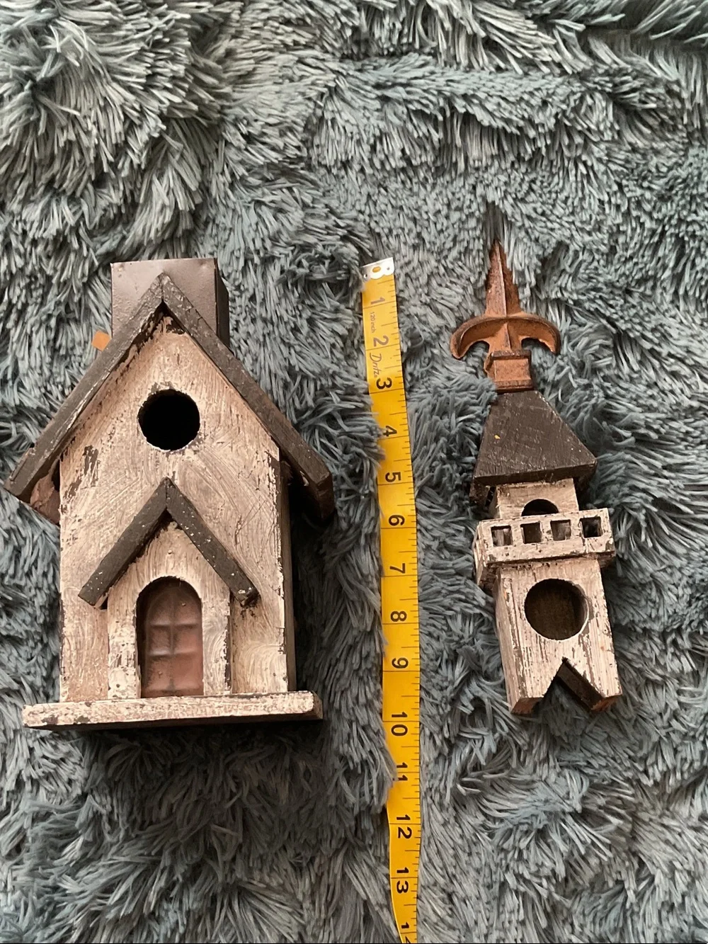Rustic Wooden Birdhouse Wall Decor in Beige and Brown